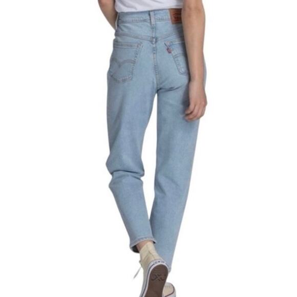 Levi's Jewel Studded High Waisted Mom Jeans Light Wash Denim Size 30 - Picture 9 of 9